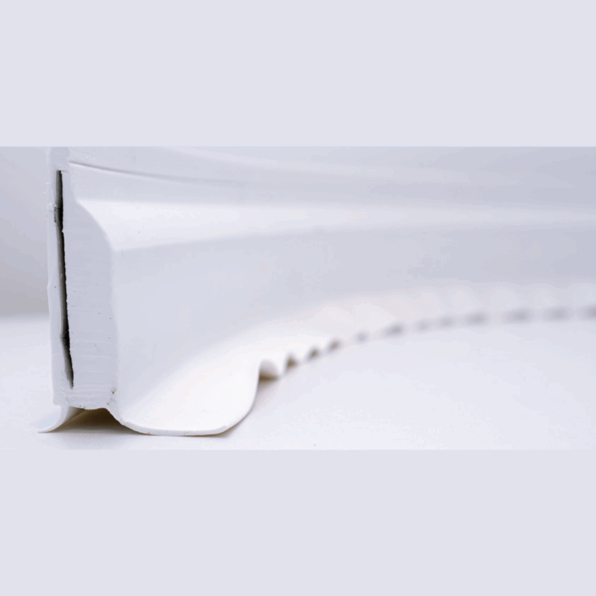 Ratshut for garage door